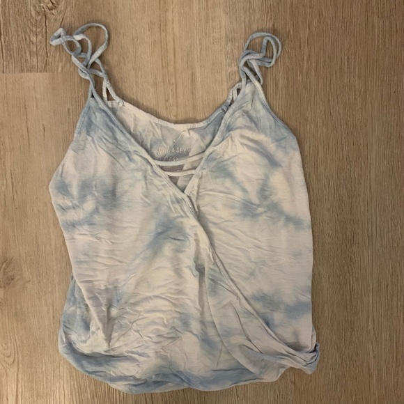 blue tank - Picture 1 of 1